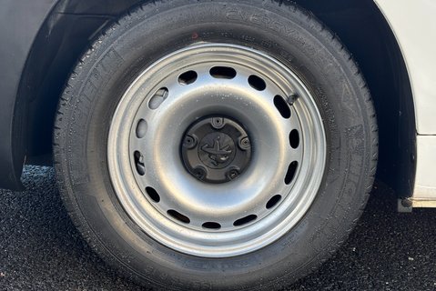 Peugeot Partner 850 S L1 1.6 Hdi 92ps Panel Van - Air Conditioning 24