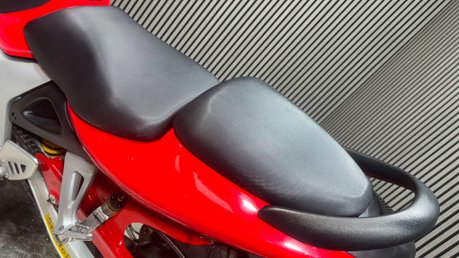 Suzuki SV650 2001 RUNNING PROJECT BIKE SPARES OR REPAIR 650CC A2 11