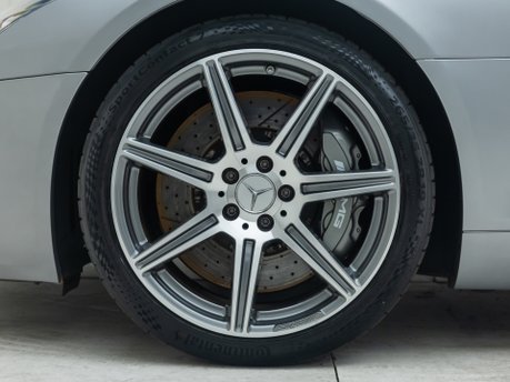 Mercedes-Benz SLS AMG 