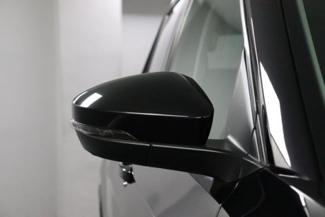 Volkswagen T-Cross SE TSI 33
