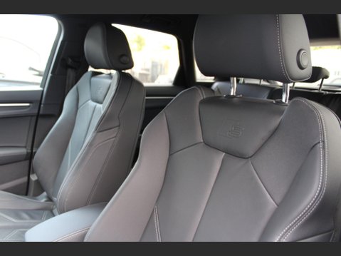 Audi Q3 TFSI S LINE BLACK EDITION 12