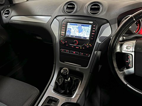 Ford Mondeo ZETEC BUSINESS EDITION TDCI 18