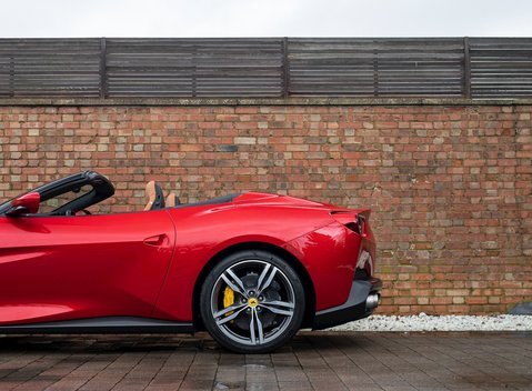 Ferrari Portofino 34