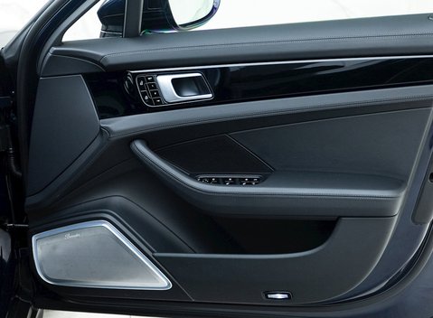 Porsche Panamera Turbo S E-Hybrid Sport Turismo 21