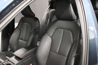 Volvo XC40 2.0 XC40 Inscription Pro B4 MHEV Auto 5dr 19
