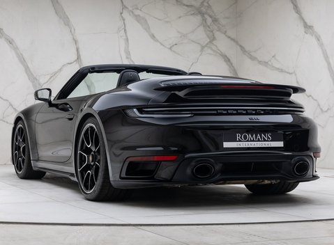 Porsche 911 Turbo S Cabriolet (992) 13