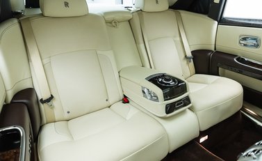 Rolls-Royce Ghost V12 15