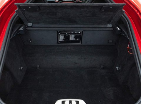 Ferrari 812 Superfast 38