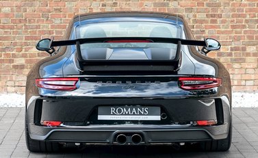 Porsche 911 (991.2) GT3 5