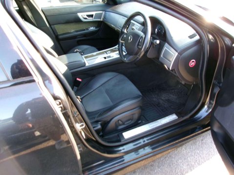 Jaguar XF 2.2d R-Sport Sportbrake Auto Euro 5 (s/s) 5dr 4