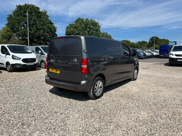 Citroen Dispatch MWB L2H1 (SOLD) Low Roof Driver 3100 Air Con Cruise EURO 6 NO VAT 6