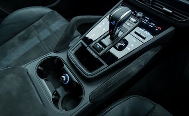 Porsche Cayenne Turbo GT 21