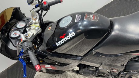 Lexmoto XTR 2013 ONLY 11K RUNNING SPORTS BIKE PROJECT BIKE LEARNER 125CC 9