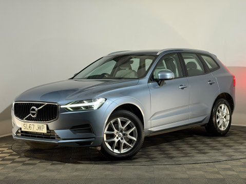 Volvo XC60 D4 MOMENTUM AWD 3