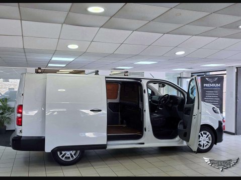 Vauxhall Vivaro 2.0 Turbo D 3100 Dynamic L2 H1 Euro 6 (s/s) 6dr 66