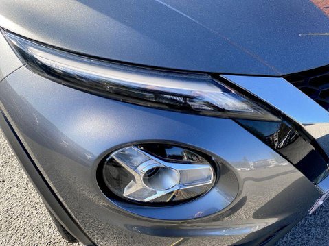 Nissan Juke 1.0 DIG-T N-Connecta SUV 5dr Petrol Manual Euro 6 (s/s) (114 ps) Air Con - 9