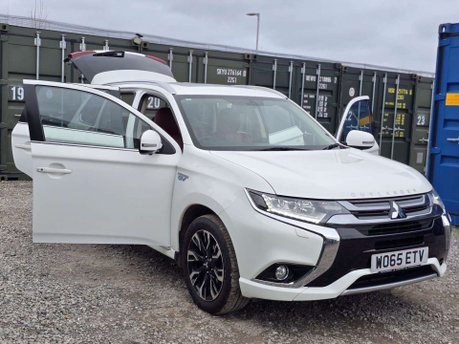 Mitsubishi Outlander 2.0h 12kWh GX5h SUV 5dr Petrol Plug-in Hybrid CVT 4WD Euro 6 (s/s) (200 ps) 6