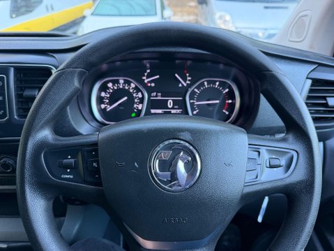 Vauxhall Vivaro 1.5 Turbo D 2900 Dynamic Panel Van 6dr Diesel Manual L2 H1 Euro 6 (s/s) (10 27