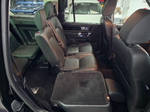 Land Rover Discovery 3.0 SD V6 HSE Auto 4WD Euro 5 5dr 22