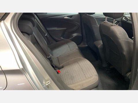 Vauxhall Astra 1.4i Turbo SRi VX Line Nav Euro 6 (s/s) 5dr 7