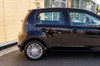 Volkswagen Up BASE 7