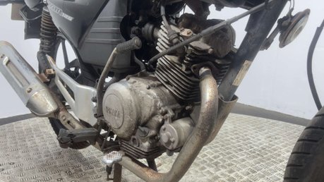 Yamaha YBR 125 2007 12K RUNNING PROJECT BIKE SPARES OR REPAIR LEARNER BIKE 125CC 7