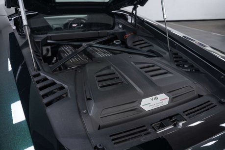 Lamborghini Huracan 5.2 Huracan Evo LP 640-4 Semi-Auto 4WD 2dr 10