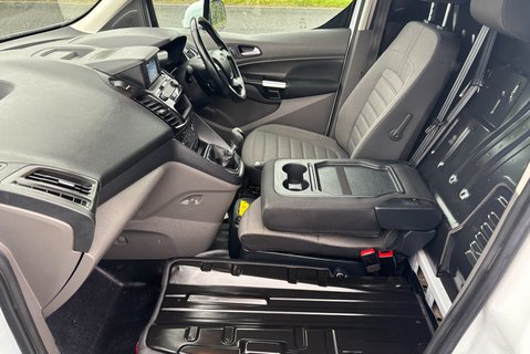 Ford Transit Connect 240 L2 Limited 120 ps Panel Van 16