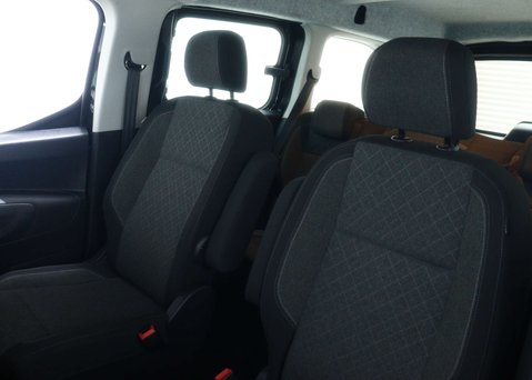 Vauxhall Combo Life Combo Life Design EV 5dr 45