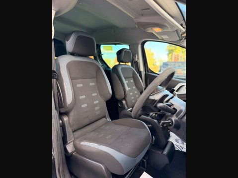 Citroen Berlingo Multispace 1.6 Berlingo Multispace Air XTR e-HDi Semi-Auto 5dr 2