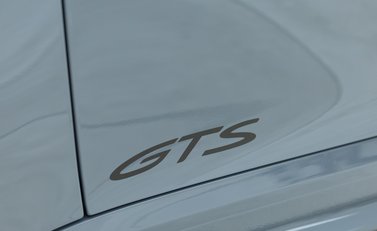 Porsche 911 Targa 4 GTS (992) 34