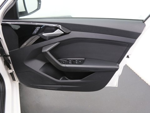 Audi A1 1.0 TFSI 25 Technik Sportback Euro 6 (s/s) 5dr 20