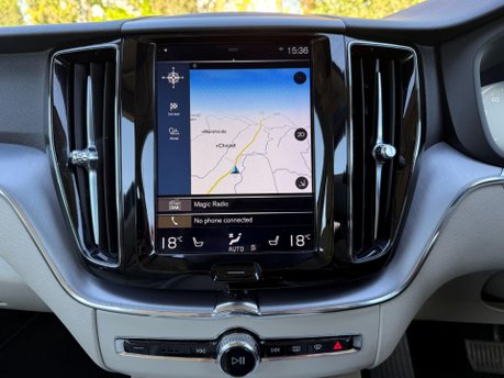 Volvo XC60 2.0 D4 Momentum Auto AWD Euro 6 (s/s) 5dr 17