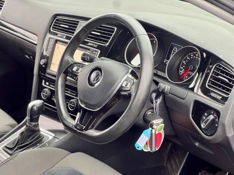 Volkswagen Golf 1.4 TSI BlueMotion Tech Match DSG Euro 5 (s/s) 5dr 2