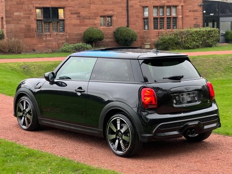 Mini Hatch COOPER S EXCLUSIVE 2