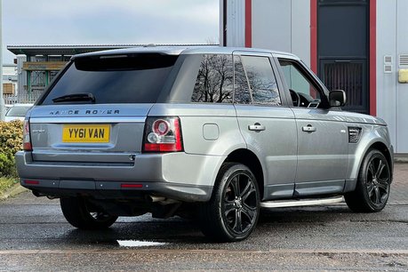 Land Rover Range Rover Sport 3.0 SD V6 HSE Black SUV 5dr Diesel Auto 4WD Euro 5 (255 bhp) 7