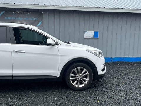 Hyundai SANTA FE 2.2 CRDi Blue Drive Premium 4WD Euro 6 (s/s) 5dr 22