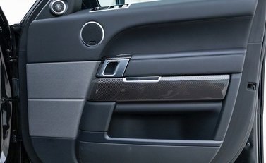 Land Rover Range Rover Sport 5.0 SVR Carbon Edition 23