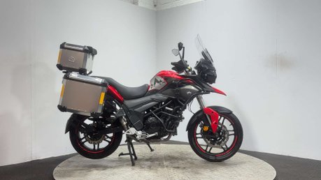 Sinnis Terrain 2022 ONLY 8K FULLY KITTED TOURING ADVENTURE BIKE 400CC A2 READY 1