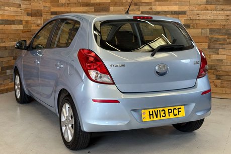 Hyundai i20 1.2 Active Hatchback 5dr Petrol Manual Euro 5 (85 bhp) 4