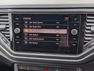 Volkswagen T-Roc R-LINE TDI EVO DSG 23
