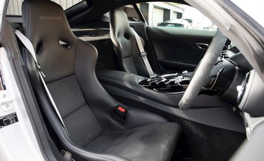 Mercedes-Benz AMG GT R GT R 12