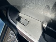 Suzuki Vitara SZ-T BOOSTERJET MHEV 39