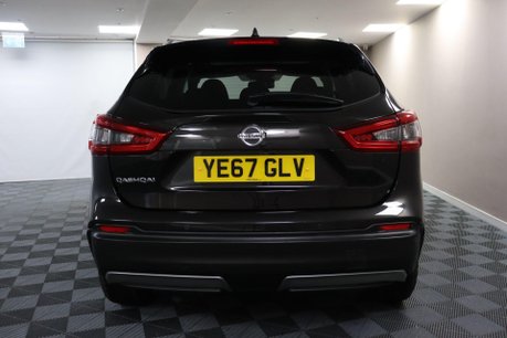 Nissan Qashqai N-CONNECTA DIG-T 8