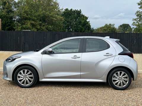 Toyota Yaris ICON FHEV 6