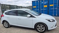 Ford Focus 1.6 Titanium Navigator Hatchback 5dr Petrol Powershift Euro 5 (125 ps) 5