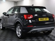 Audi Q2 TDI SPORT 10