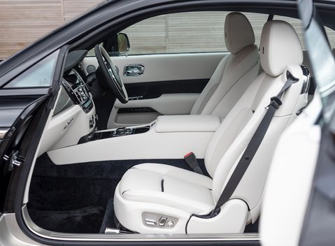 Rolls-Royce Wraith Series II 15
