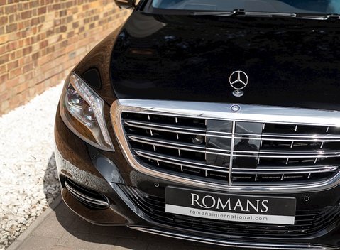 Mercedes-Benz M Class S600 33