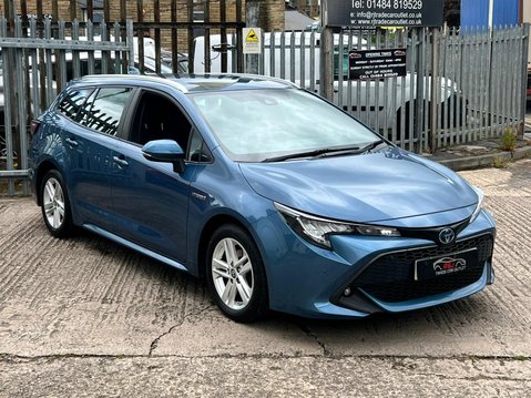 Toyota Corolla ICON TECH 4